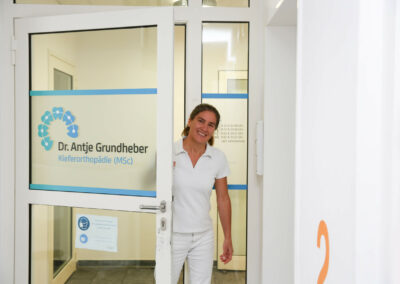 Eingang Praxis Dr. Grundheber